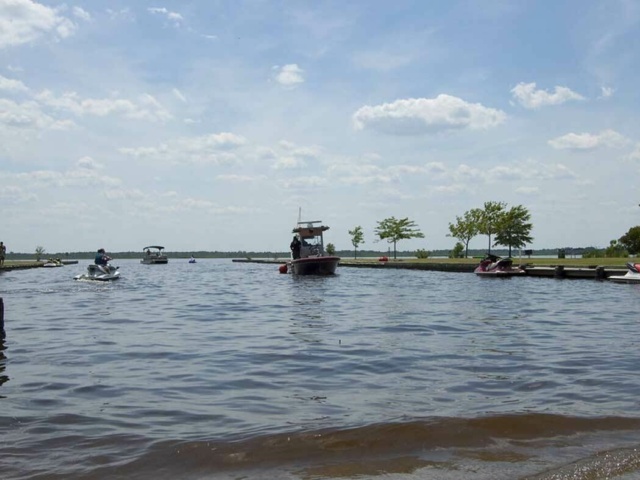 Munden Point Gallery Waterway Access