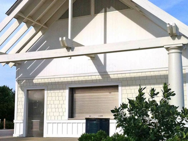 Beach Garden Gallery Concession Stand