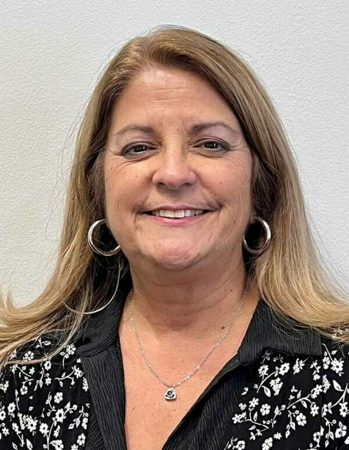 Tina Sinnen Circuit Court Clerk